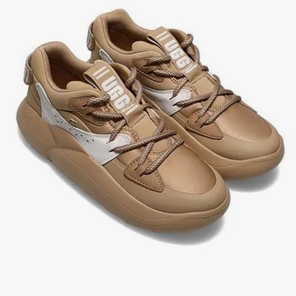 Size 8 UGG tennis shoes